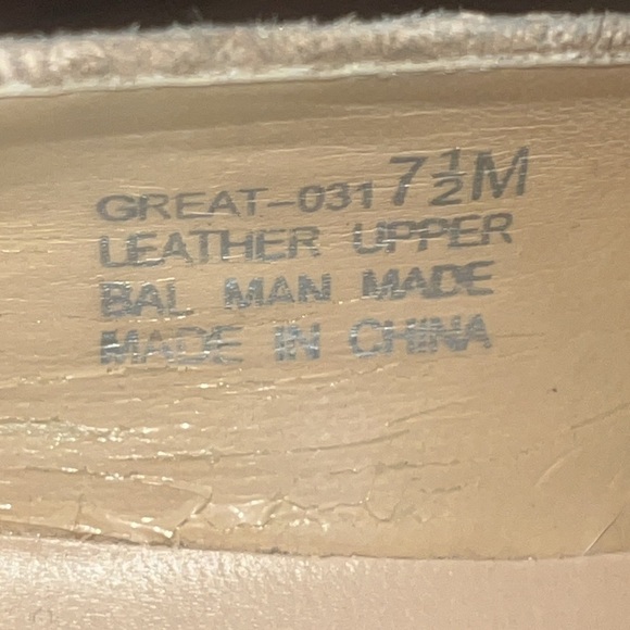 Tan leather PASSPORTS Loafers. 👞 Size 7.5 - Picture 6 of 8